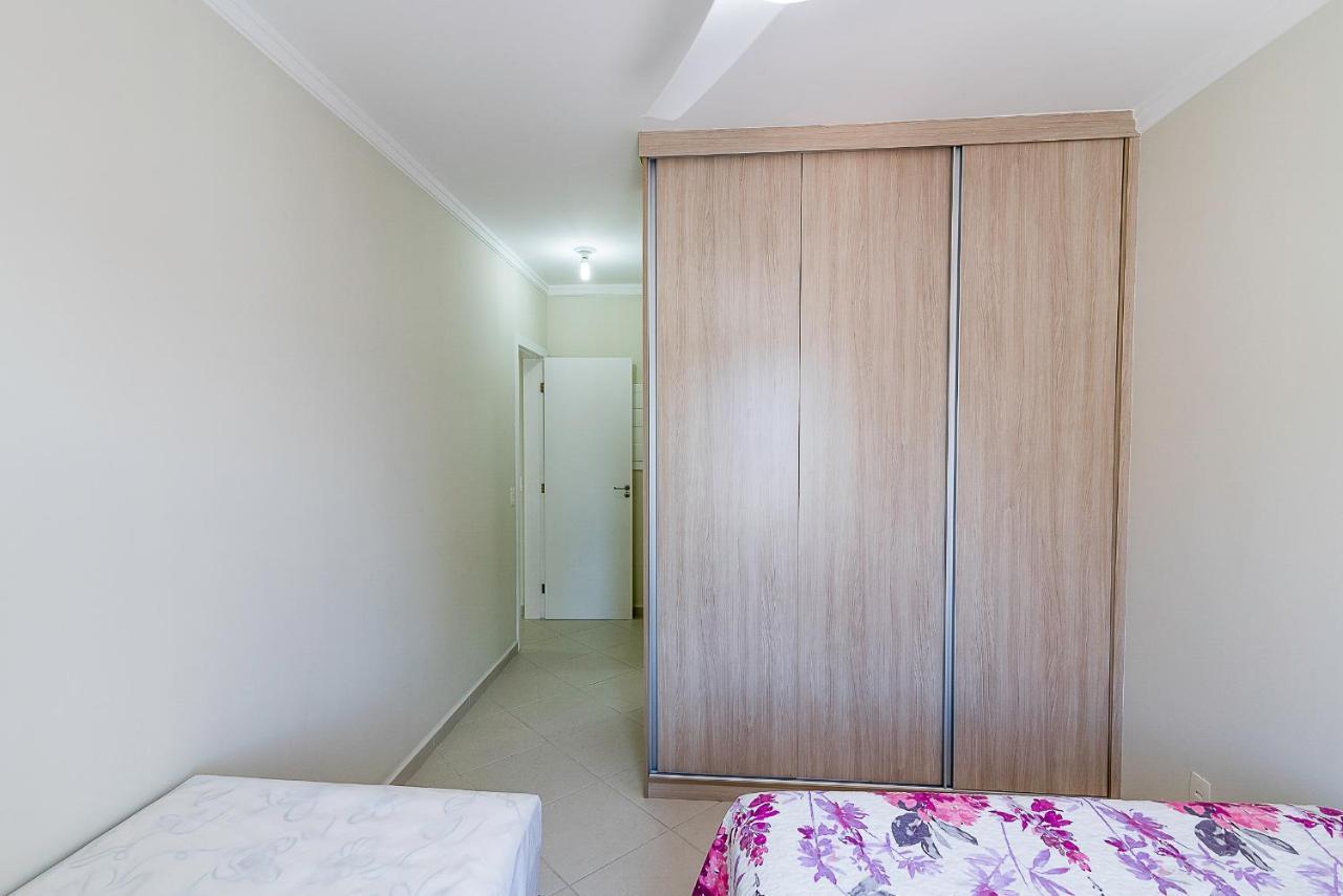 Apartamento de 3 Quartos com Vista Montanha